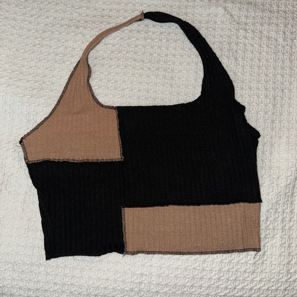 SHEIN Black and Tan Knit Top